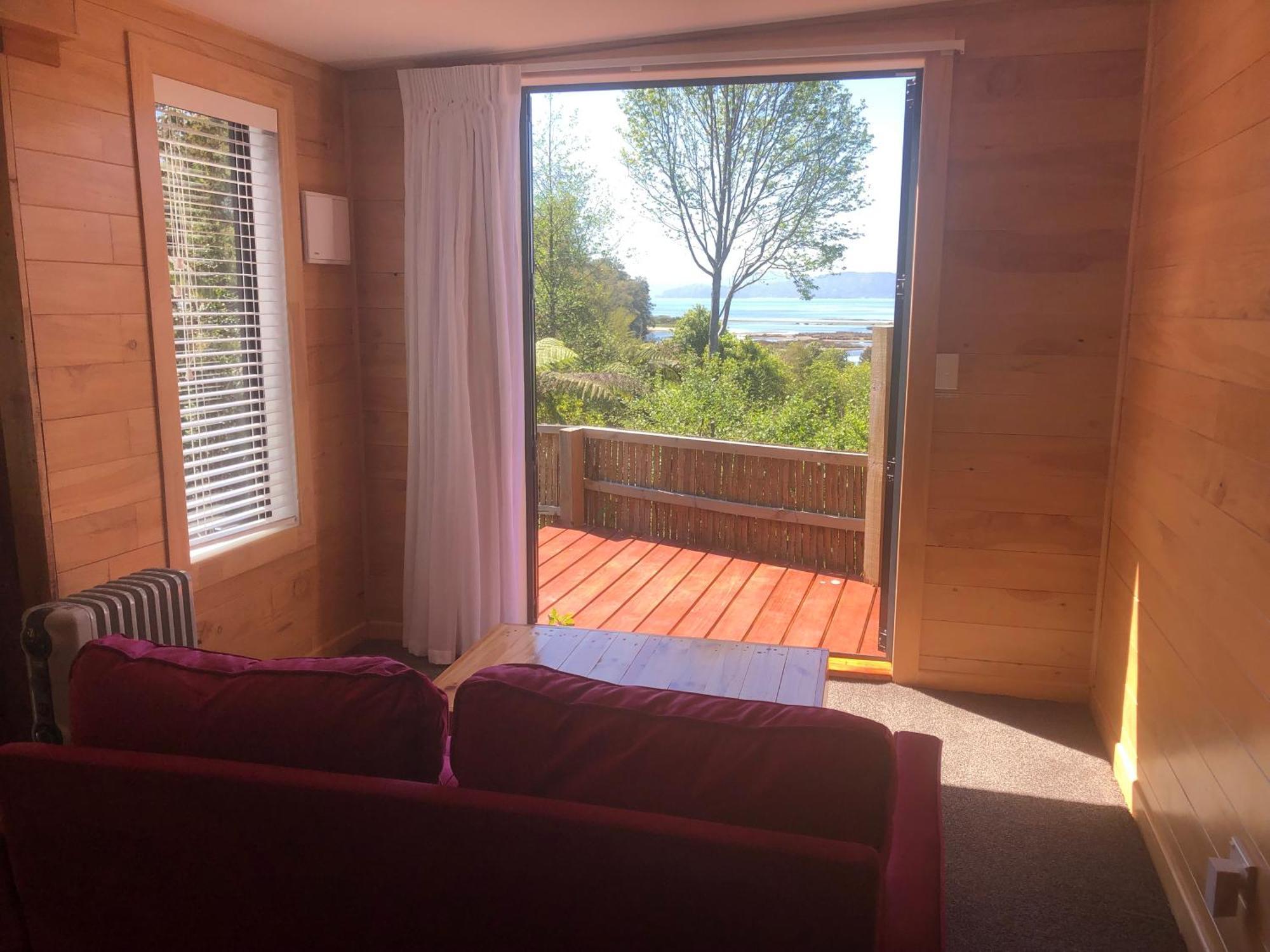 Heron Hideaway At First Light Rangihaeata Retreat المظهر الخارجي الصورة